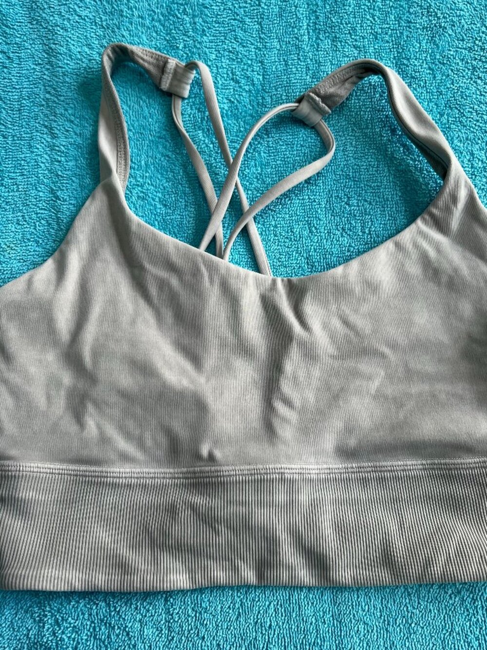 Lululemon Strappy Sports Bra – Light Gray |